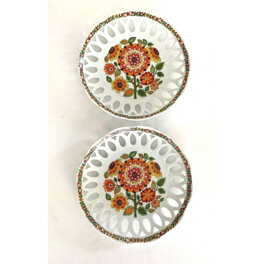 Lot of 2 Schmidt Porcelana Porcelain Brasil MOD FLOWER RETRO Plates Reticulated